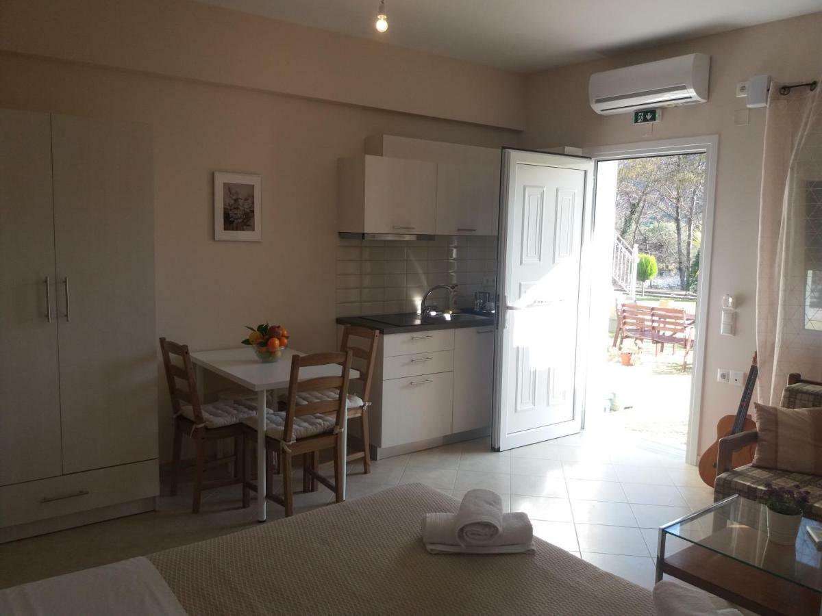 Dimitriou Rooms Gliki Exterior photo